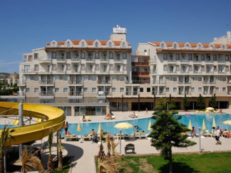Diamond Beach Hotel & Spa Side Exterior foto