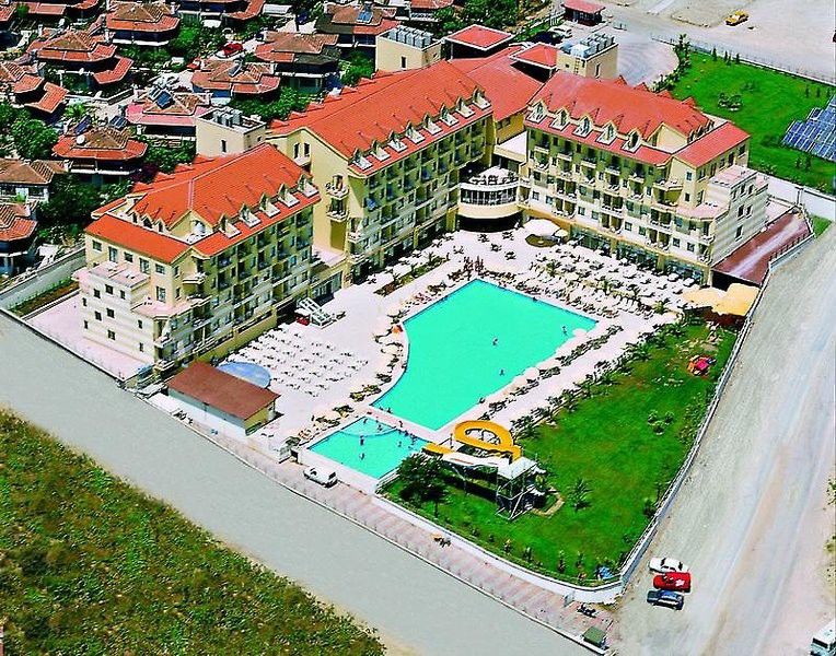 Diamond Beach Hotel & Spa Side Exterior foto