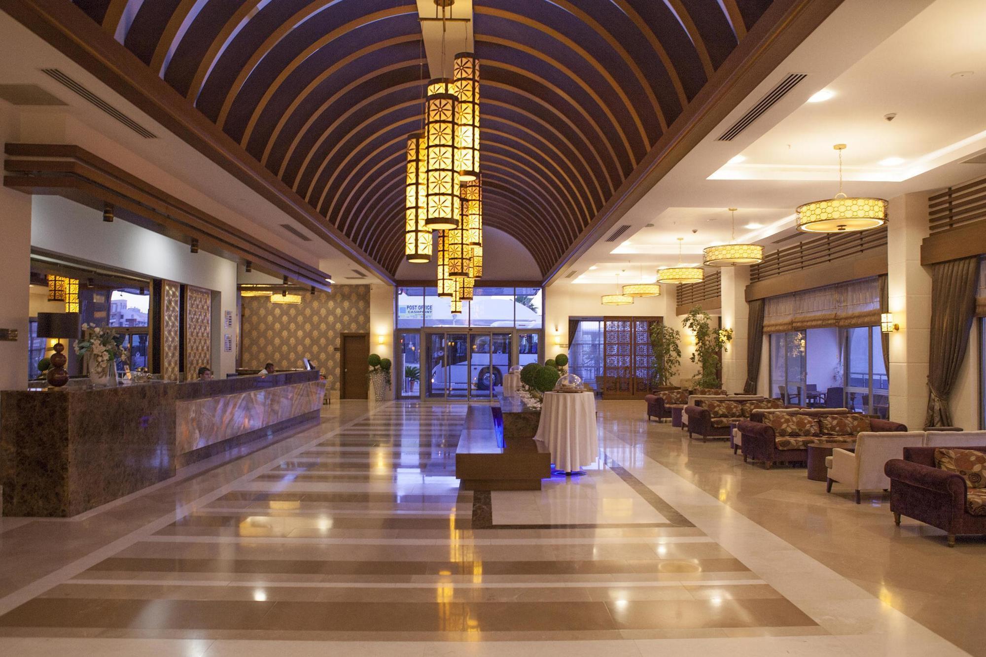 Diamond Beach Hotel & Spa Side Exterior foto