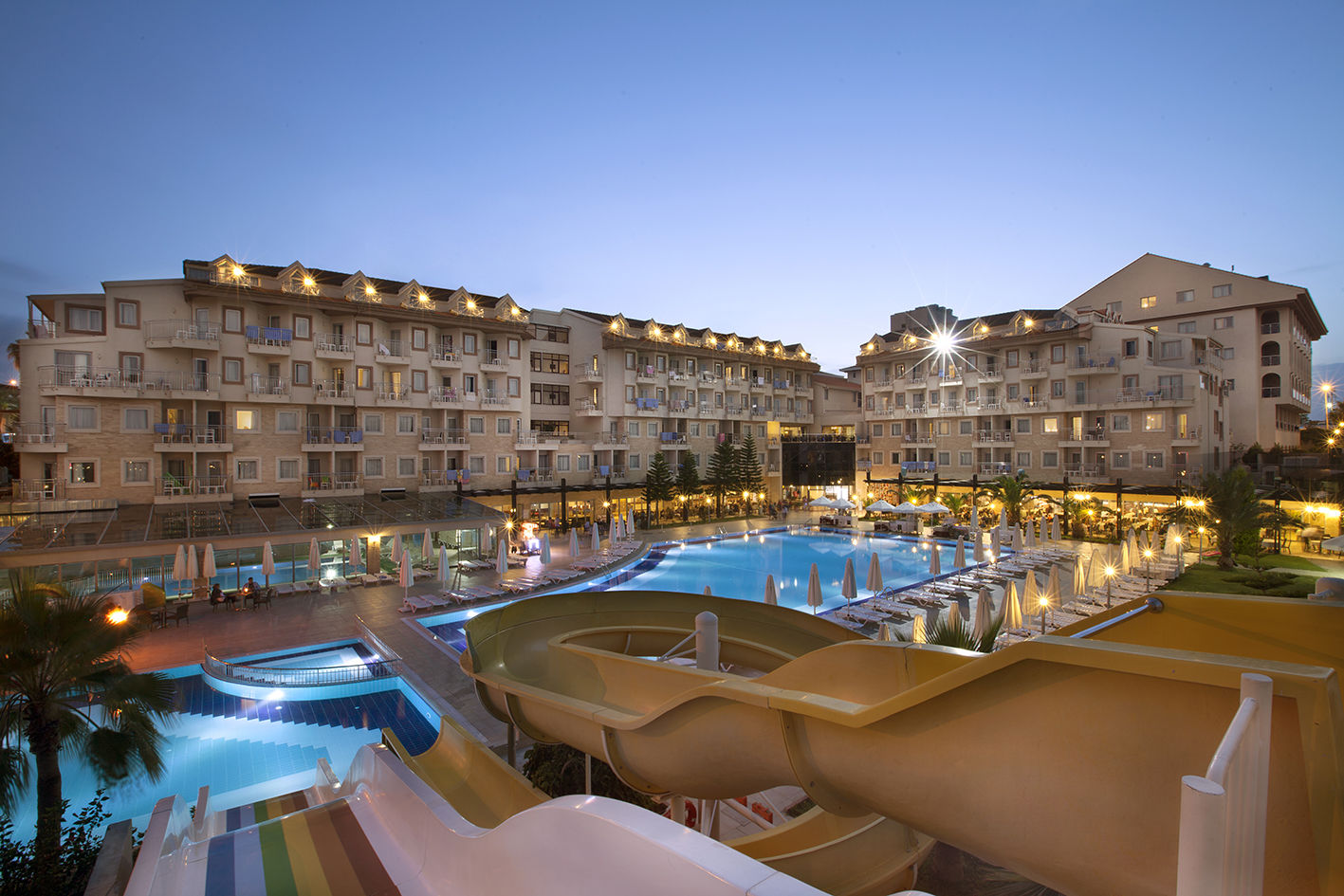 Diamond Beach Hotel & Spa Side Exterior foto